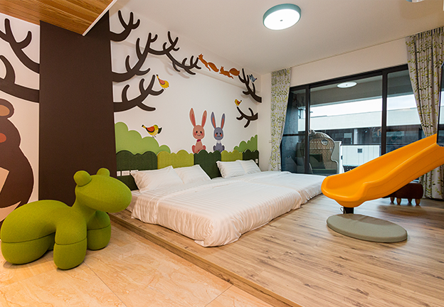 森林世界四人套房